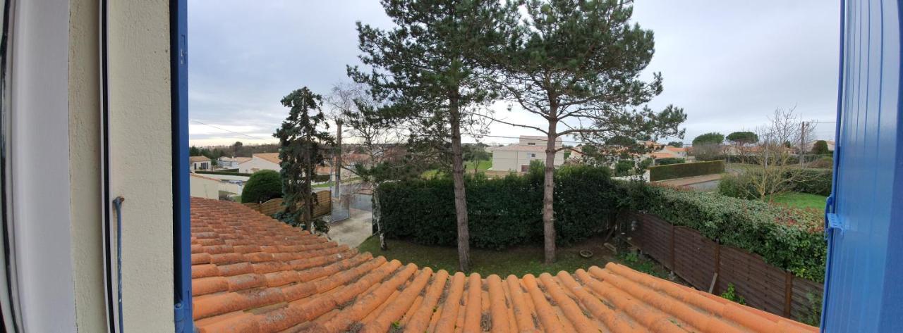 Le Petit Manoir Bed & Breakfast Vaux-sur-Mer Exterior foto