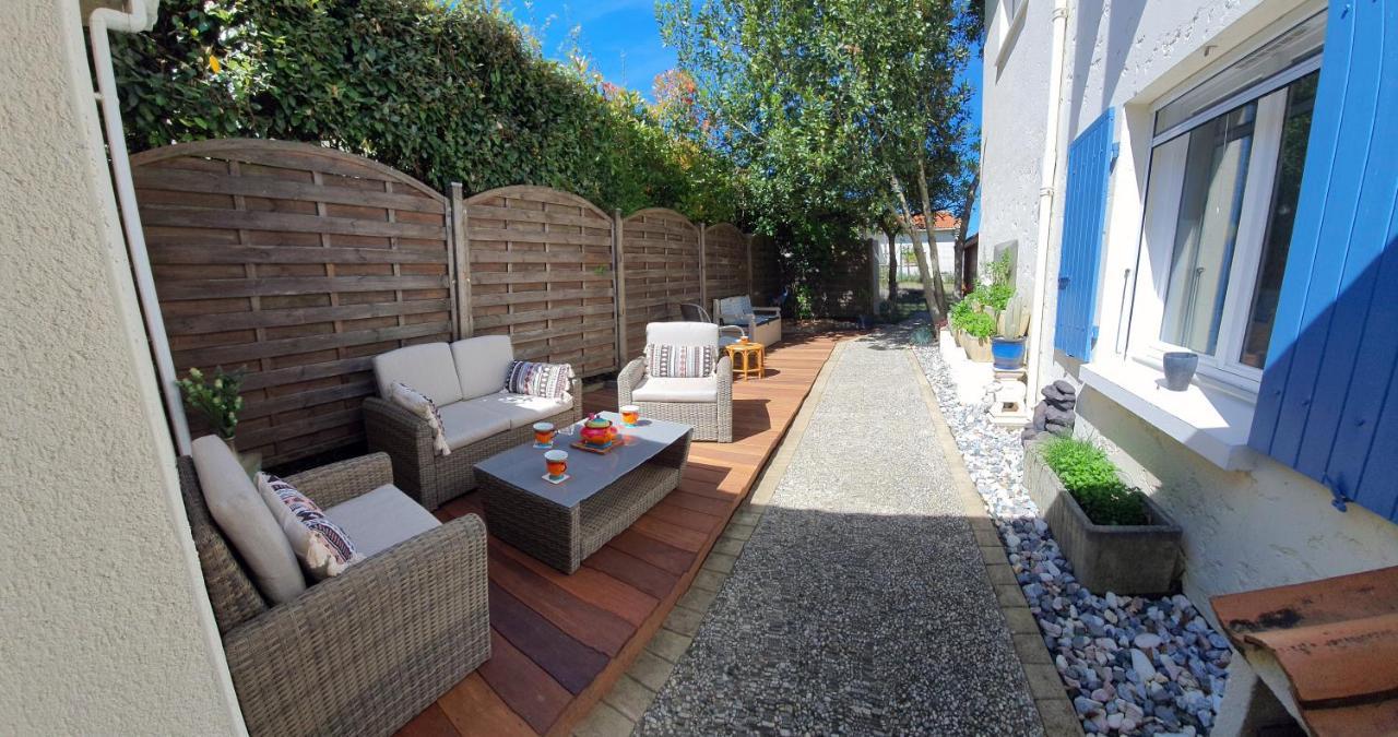 Le Petit Manoir Bed & Breakfast Vaux-sur-Mer Exterior foto